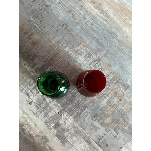 Vintage Miniature Glass Bud Vases Set of 2 Ruby Red Emerald Green Holiday Decor - Picture 2 of 4